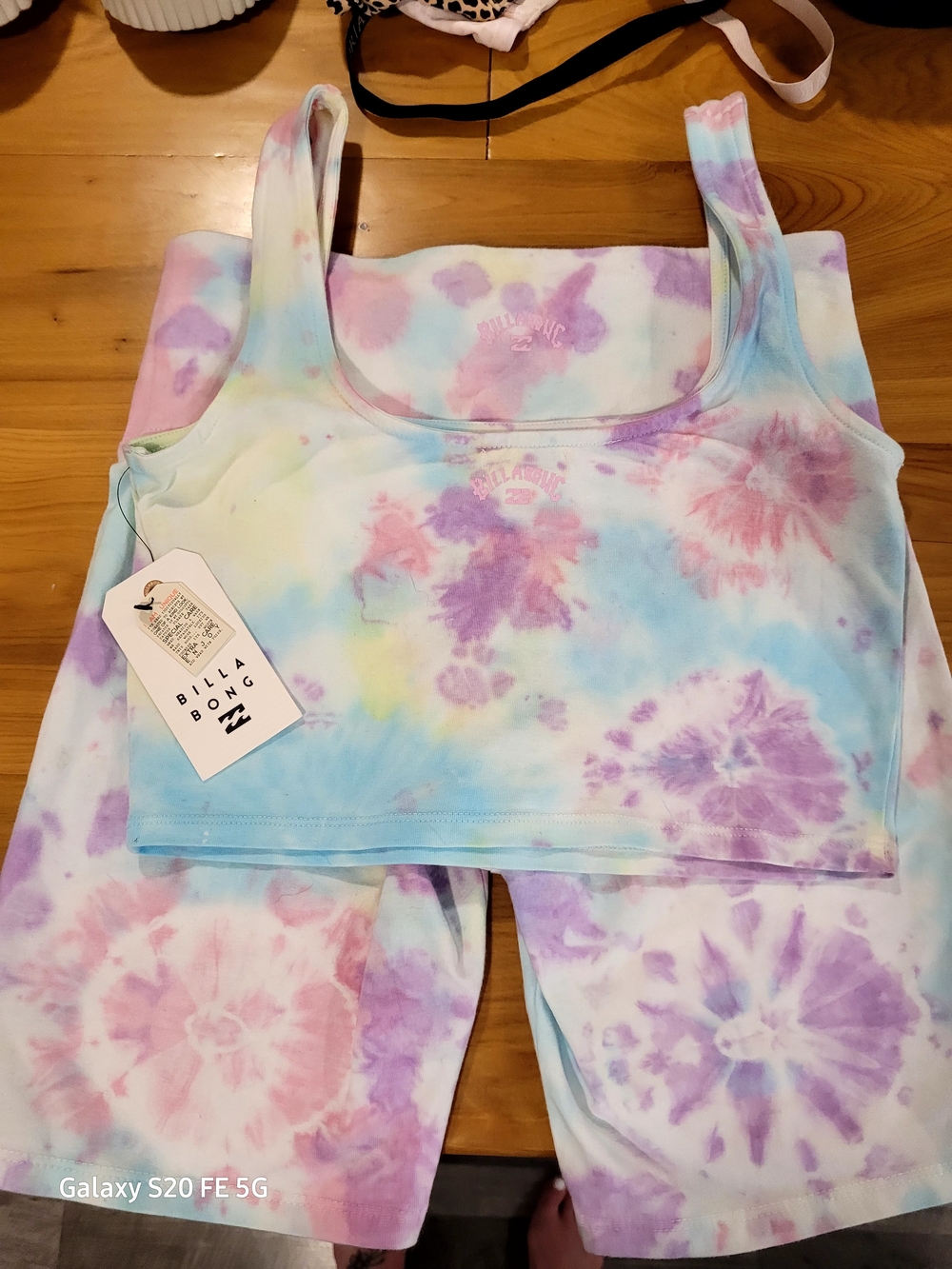 Billabong Women's Tie-Dye Crop Tank Top And Biker Shorts Set - Pastel